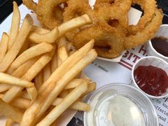-The Habit Burger Grill 哈比特汉堡(爱琴海店)