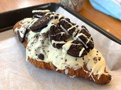 奥利奥羊角包-OUR Bakery(三里屯太古里店)