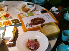 -荷塘秋月·本帮江浙菜(国权路店)