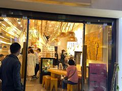 门面-霸王茶姬(南亚风情第壹城店)