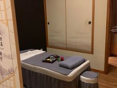 -汤泉良子(金源店)