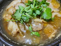 酸菜白肉-砂锅店