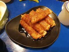 -马路边边 传媒大学店