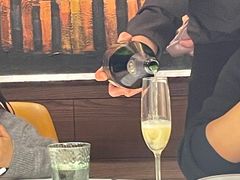 -新荣记(BFC外滩金融中心店)