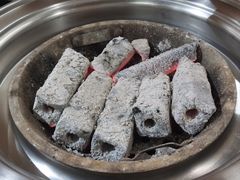 -围炉肉舍丹东海鲜烤肉·烤活鳗(步行街店)