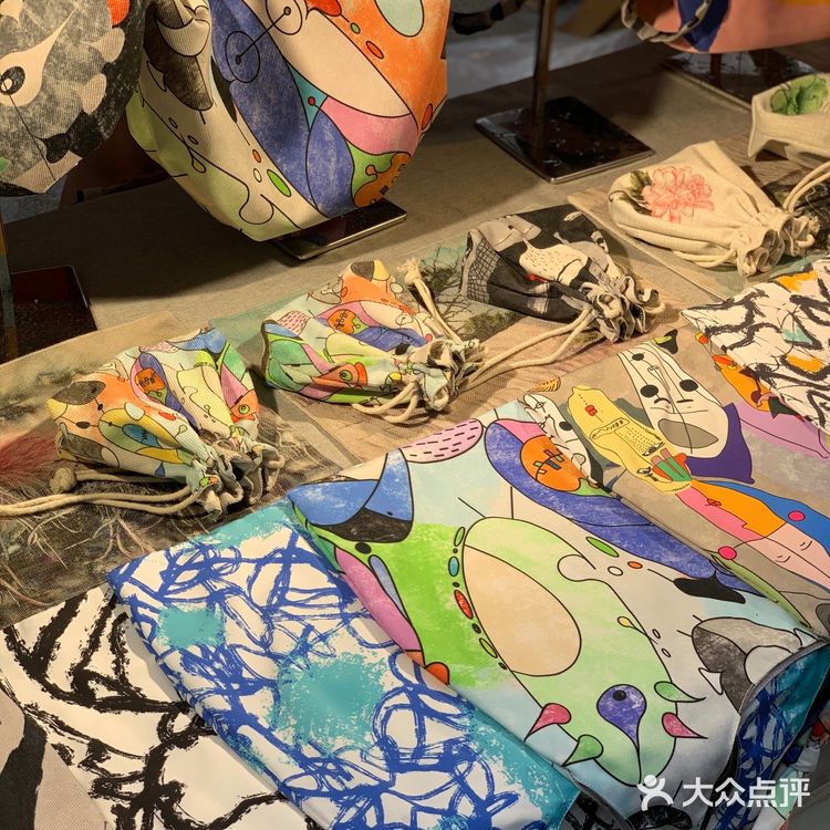 春熙路还有小市集⁉️难怪这是成都的逛街天堂