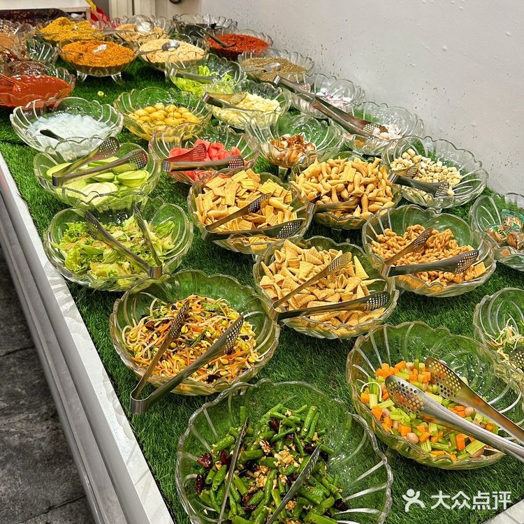 在青岛|吃烤肉首选来热炭！吃齐齐哈尔烤肉就来热炭！