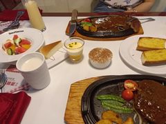 -爱丽丝牛排西餐厅(光谷步行街店)