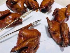 椒盐香酥乳鸽-明湖楼·经典鲁菜山东海鲜(大明湖店)