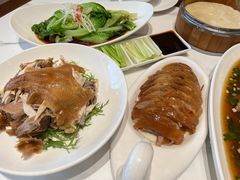 -梅利汴京烤鸭•开封豫菜地标店(东大街店)