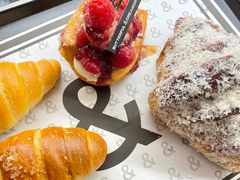 -BUTTERFUL&CREAMOROUS 黄油与面包(中山公园龙之梦店)