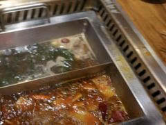 -吴氏老牌坊云南鱼豆花火锅店(通江街店)