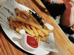 -1886德国汽车餐厅(外滩十六铺码头店)