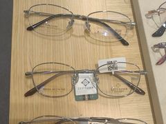 -Eziwish眼镜·蔡司授权店