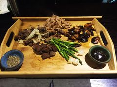 -HIHE Bistro·Oyster Bar(华熙live店)