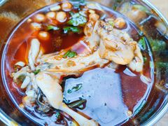 -鸿顺老铁锅美蛙鱼府(解放碑店)