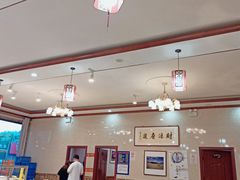大堂-鸿亨泰杂鱼馆(港馨家园店)