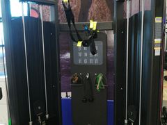 -思迈威健身(积玉桥万达店)