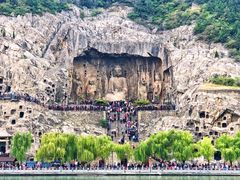 -龙门石窟