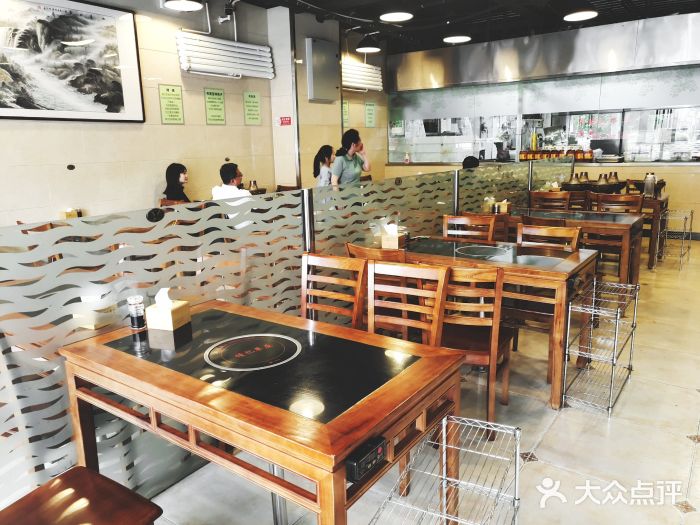 情忆草原涮肉馆大堂图片