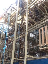 -PIPIKINGDOM皮皮王国欢乐号(欢乐海岸购物中心店)