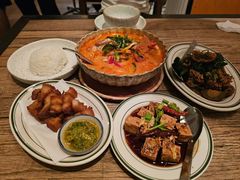 -卷心菜和避孕套餐厅(Pattaya)