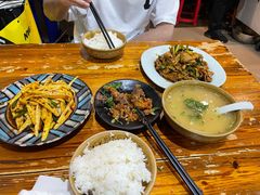-朱大嘴肥肠血旺(福字街店)