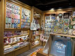 -猫的天空之城概念书店(苏州诚品店)