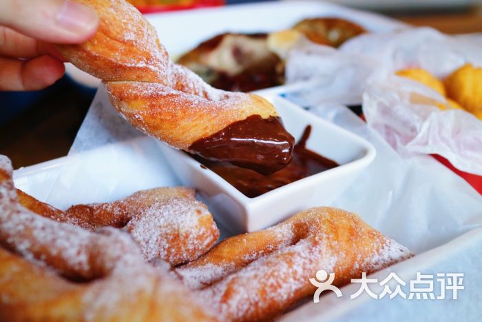 heat french rotisserie & bistro法式炸糖糕图片 - 第2张