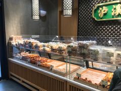 面包甜点陈列柜-泸溪河桃酥(江宁太阳城店)