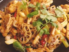干锅牛蛙-靓蛙馆