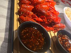 -肥肥虾庄·金牌油焖大虾(沙湖店)