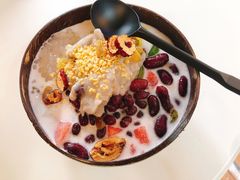 -津椰本·海南正宗椰奶清补凉(店一店)