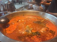 -野山舂·贵州现舂酸汤牛肉(鸿通城店)