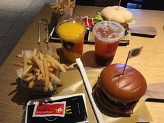 -麦当劳(新王府井店)