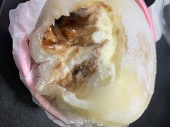咖啡奶芙酷脆白胖子-李大牛和刘大力手作甜品(凯德店)