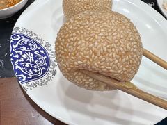 -楼外楼大刀肉传统火锅居(繁荣路店)
