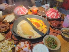 -赵美丽·重庆社区火锅·直营店(火车东站·中豪国际店)