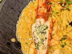 -Mark&Mars Restaurant