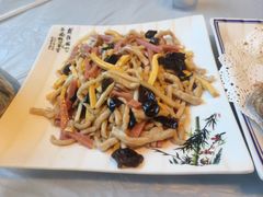 -宾朋海鲜特色美食餐厅·纯手工鲅鱼水饺(兴海路店)