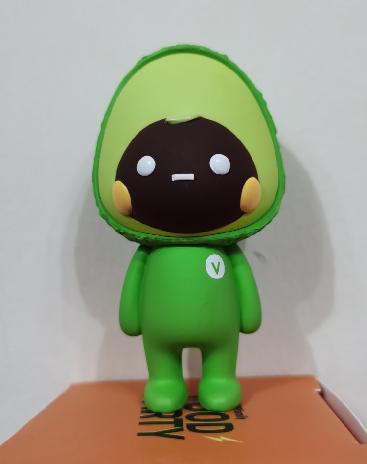 在大众点评每日福利里用积分兑换盲盒,今天收到了 是我的第五个牛油果