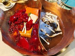 -墨居上隐·院子里火锅(峨眉店)