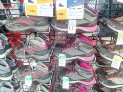 -迪卡侬(南二环店)