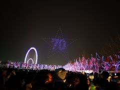 -南京眼步行桥