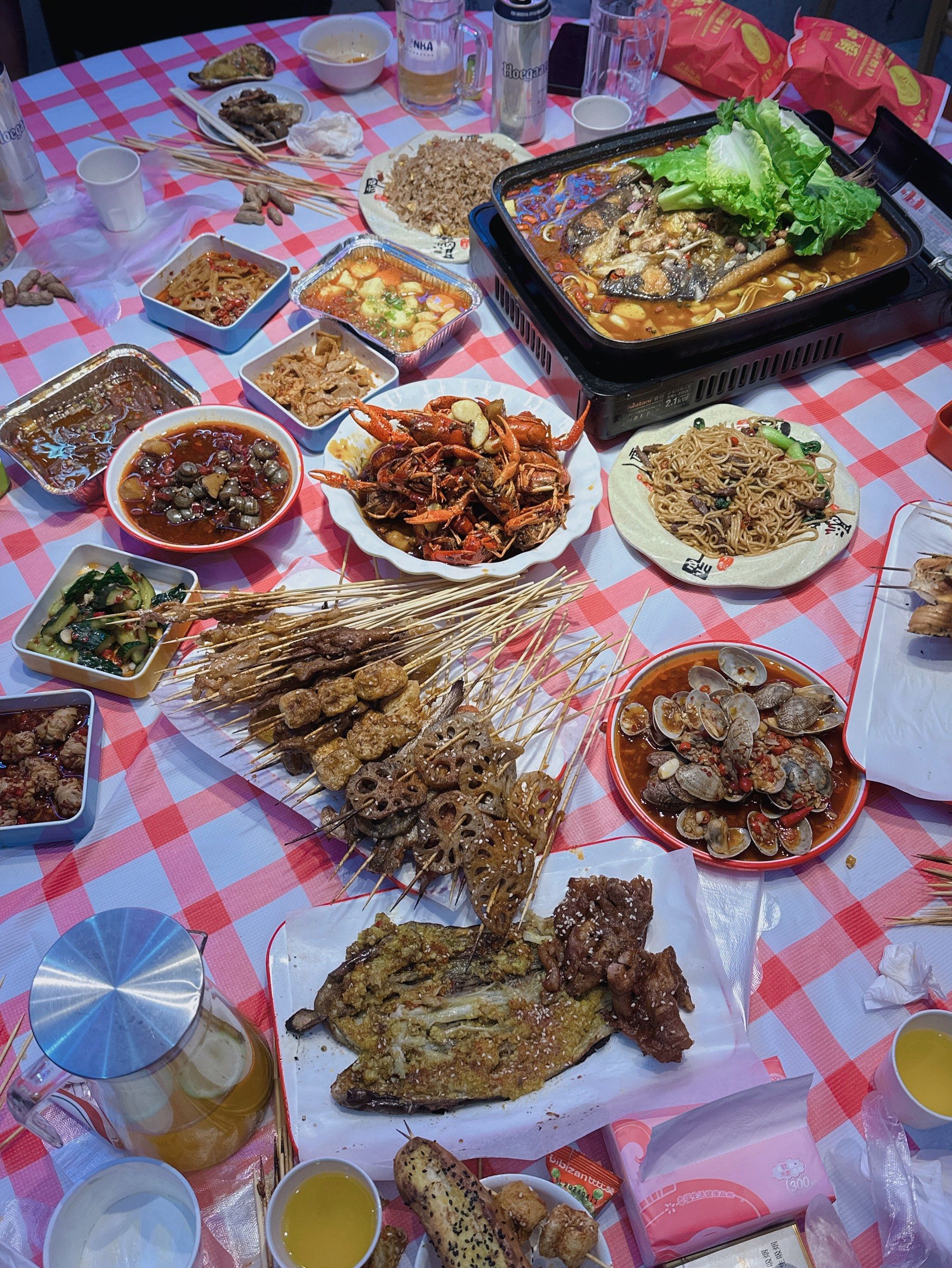 夜宵时间烧烤大餐