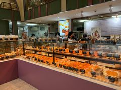 面包甜点陈列柜-tuan woodfire kitchen(锦绣坊店)