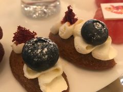 红丝绒下午茶-Salon de Ville浦江汇(上海外滩华尔道夫酒店店)