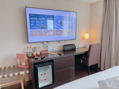 -桔子酒店(上海西藏北路地铁站店)