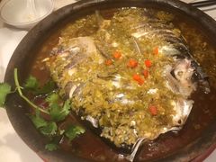 老实人酱椒鱼头-蜀香格格•剁椒鱼头(龙西店)