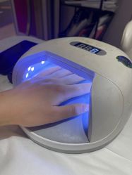 -孔雀手美甲美睫护理